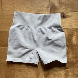 Bo and Tee - Workout shorts